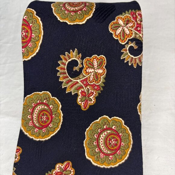 NORDSTROM Hand Sewn Italian Silk Mens Tie Navy Green Gold Floral Paisley - Picture 2 of 4